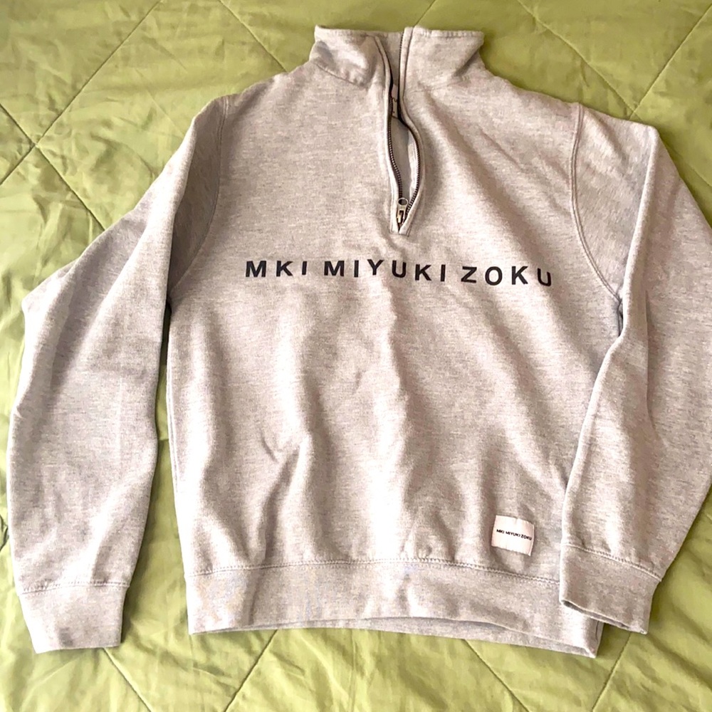 Crew neck sweater